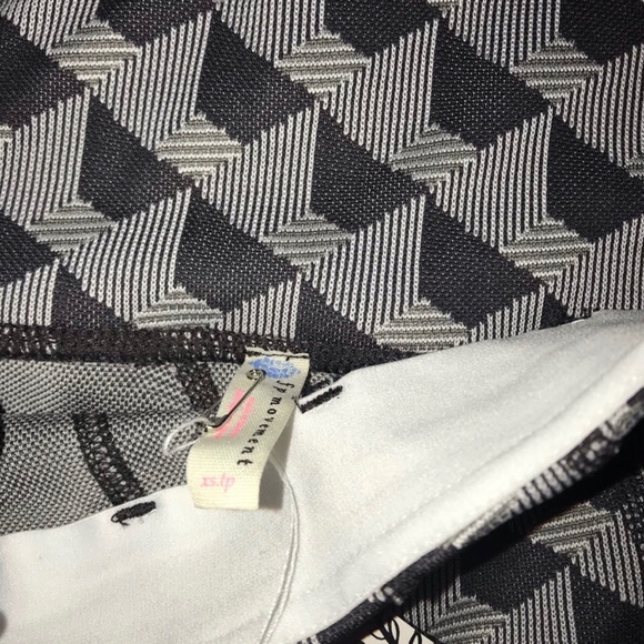 Free People High-Rise Cropped Legging NWT XS - Picture 5 of 6